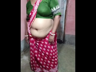 Become a porn star, Stepmom opened her saree blouse and gave an interview .